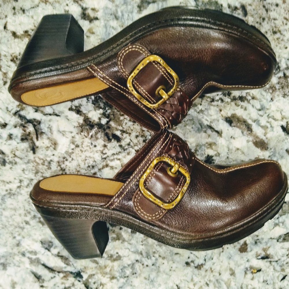 Nurture Brown Women's Mules with Buckle Size 8.5